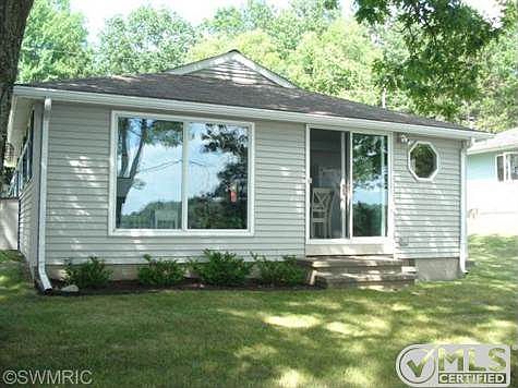 1st image of 10159 Lakeshore Dr