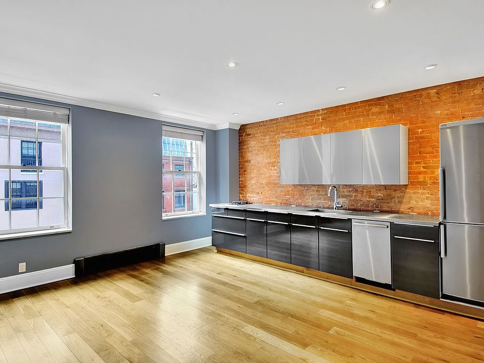 1st image of 9 W 8th St APT 4