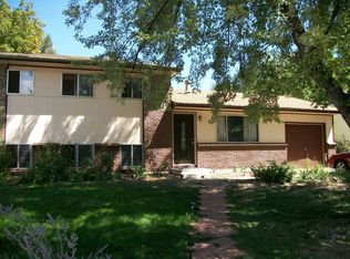 1050 S Newark St, Aurora, CO 80012