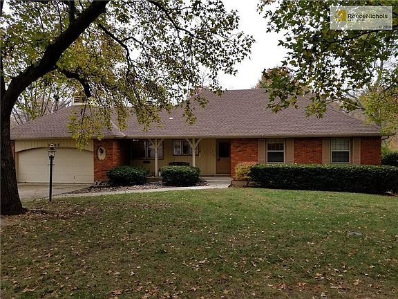 2nd image of 3605 S Vernon Dr