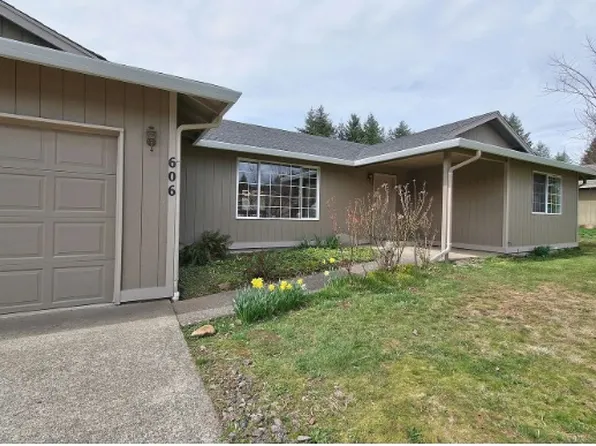 606 N Hubbard Ave, Yacolt, WA 98675