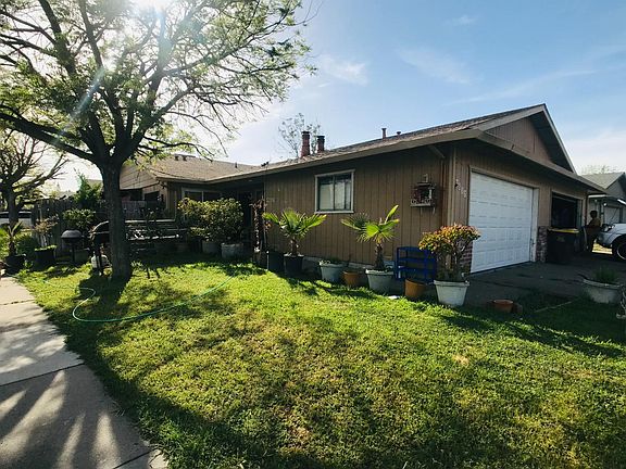 3rd image of 3205 Warwick Ct