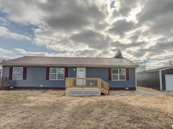 122 N Main St, Lenzburg, IL 62255