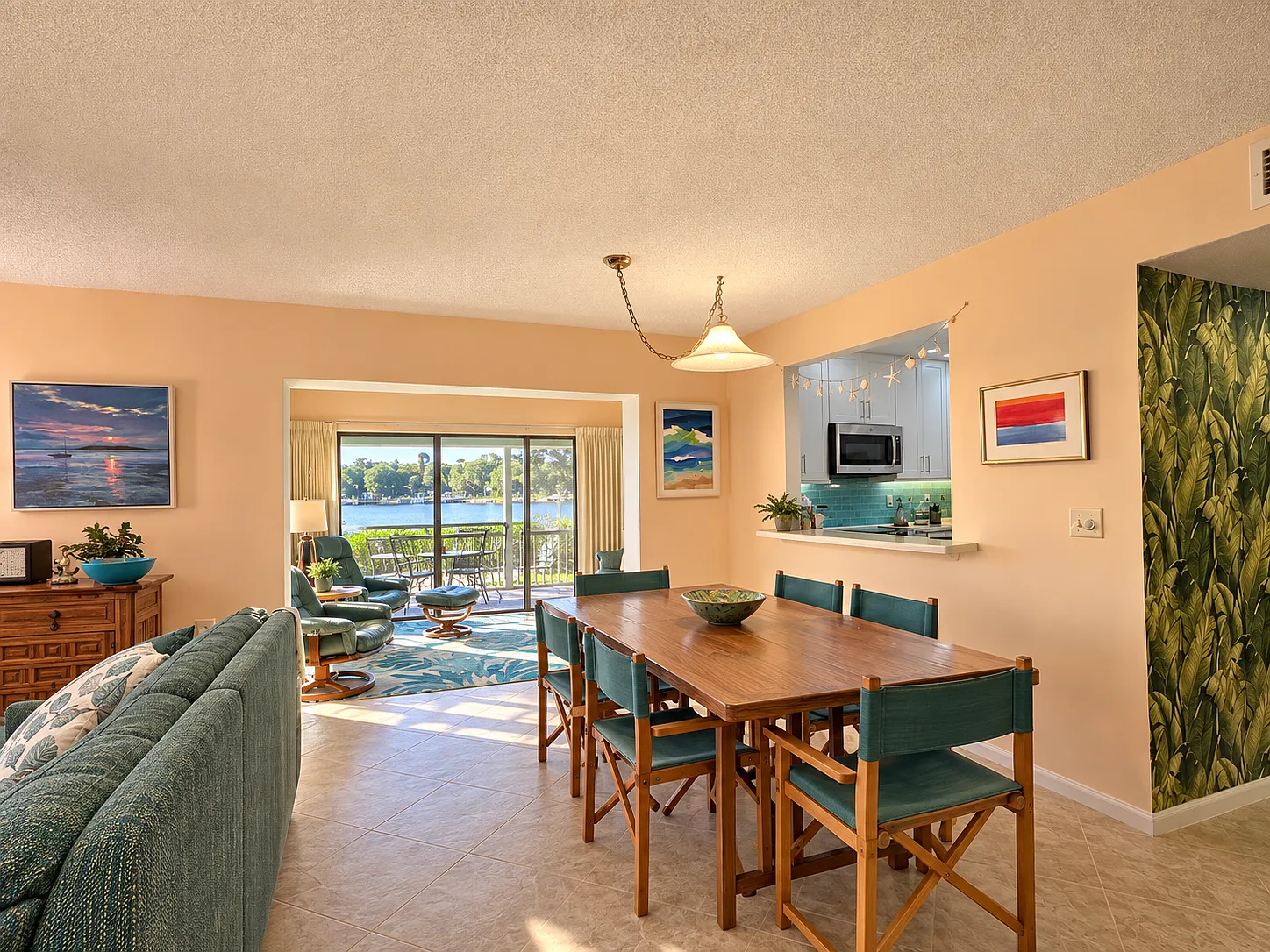 2 bed, 2.5 bath, 1200 sqft, $5,000 — Photo 2