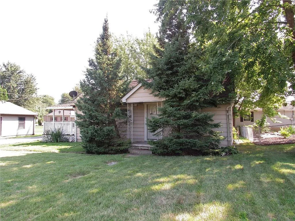 1603 E Wabash Ave photo 1