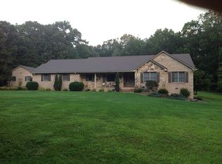 533 Carrie Dr, Crossville, TN 38572