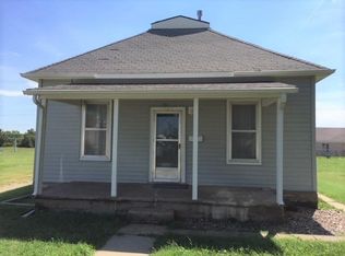 305 Madison St, Ellis, KS 67637