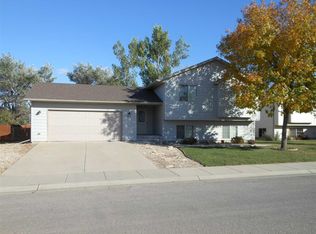1832 Sugar Creek Pl, Spearfish, SD 57783