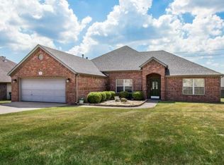 3290 Glenbrook Loop, Springdale, AR 72764