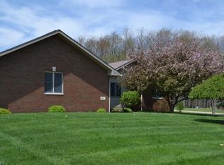 347 Foxbury Dr SW, Carrollton, OH 44615