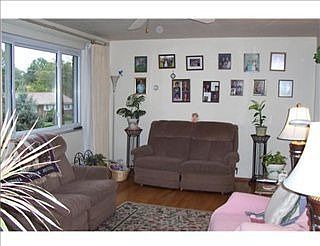 2nd image of 35 Sierra Dr