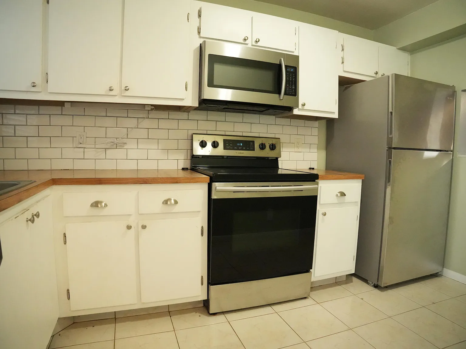 4640 — Photo 2