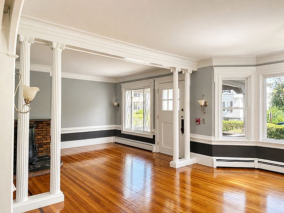 2nd image of 23 Maynard St #1