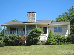 141 Slopes Ct, Boone, NC 28607