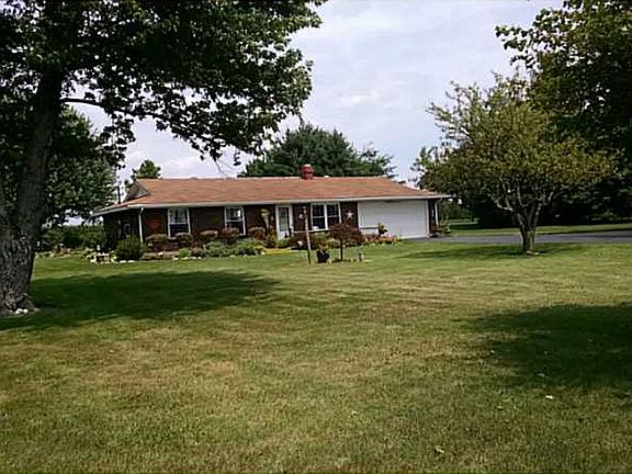 3rd image of 8364 Detrick Jordan Pike