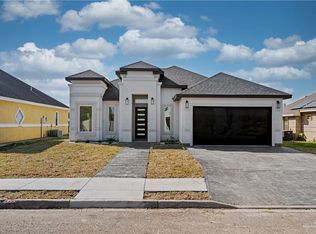 1015 Palmview Cir, Rio Grande City, TX 78582