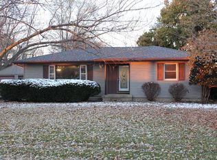 72 Mary Ln, Champaign, IL 61822