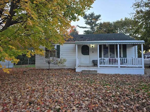 8211 Nixon Ave, Mount Morris, MI 48458