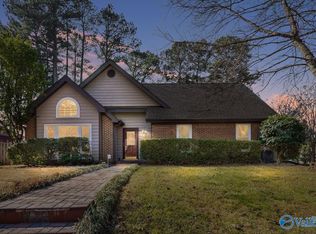 1800 Shellbrook Dr NW, Huntsville, AL 35806