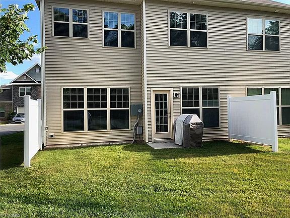 3rd image of 4031 Canterwood Dr