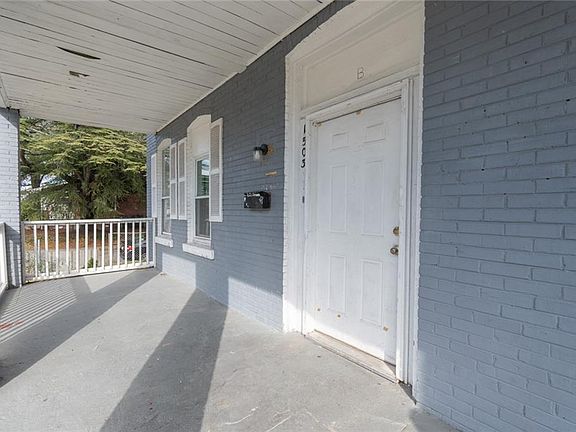 5th image of 1503 Elm Ave