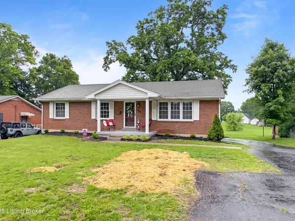 410 Greenview Dr, Lawrenceburg, KY 40342