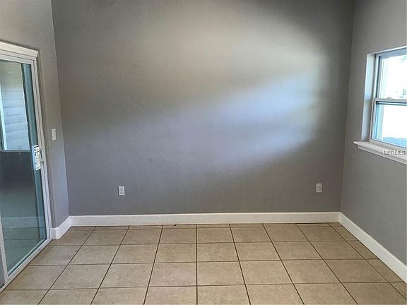 5th image of 3404 Londonderry Blvd