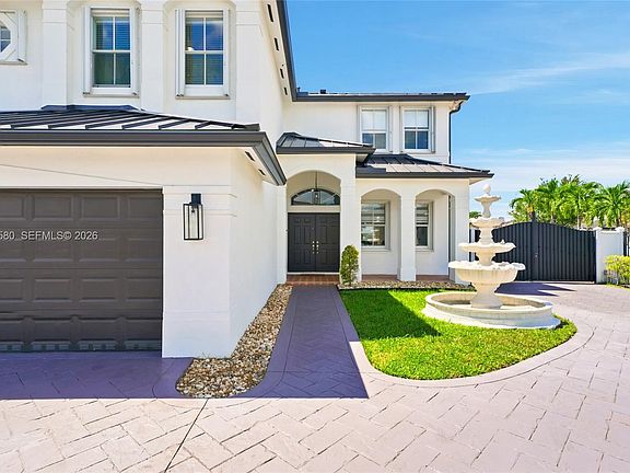 3rd image of 15154 SW 20th Ln