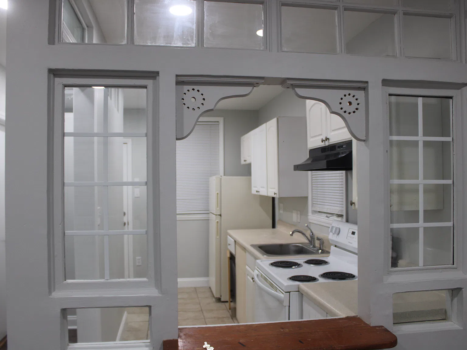3 bed, 1.5 bath, 831 sqft, $1,600 — Photo 3