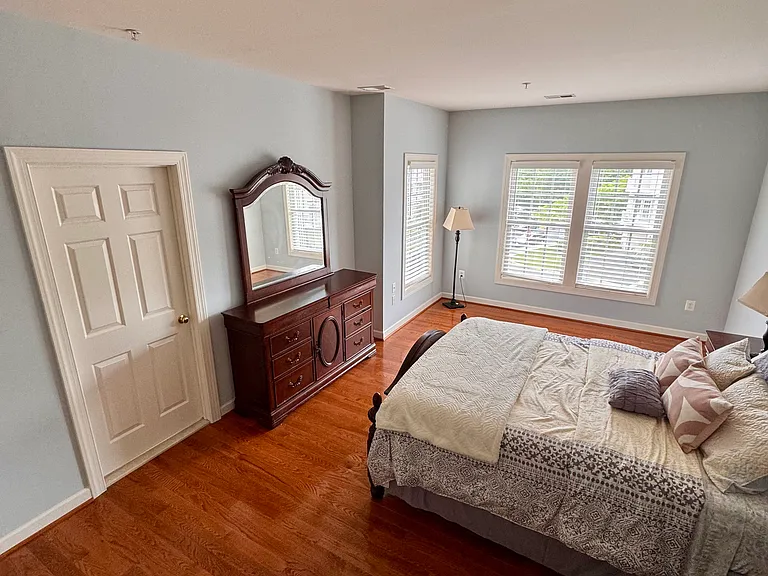 3670 Carriage Hill Dr — Photo 17