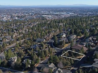 1235 NW Constellation Dr, Bend, OR 97703