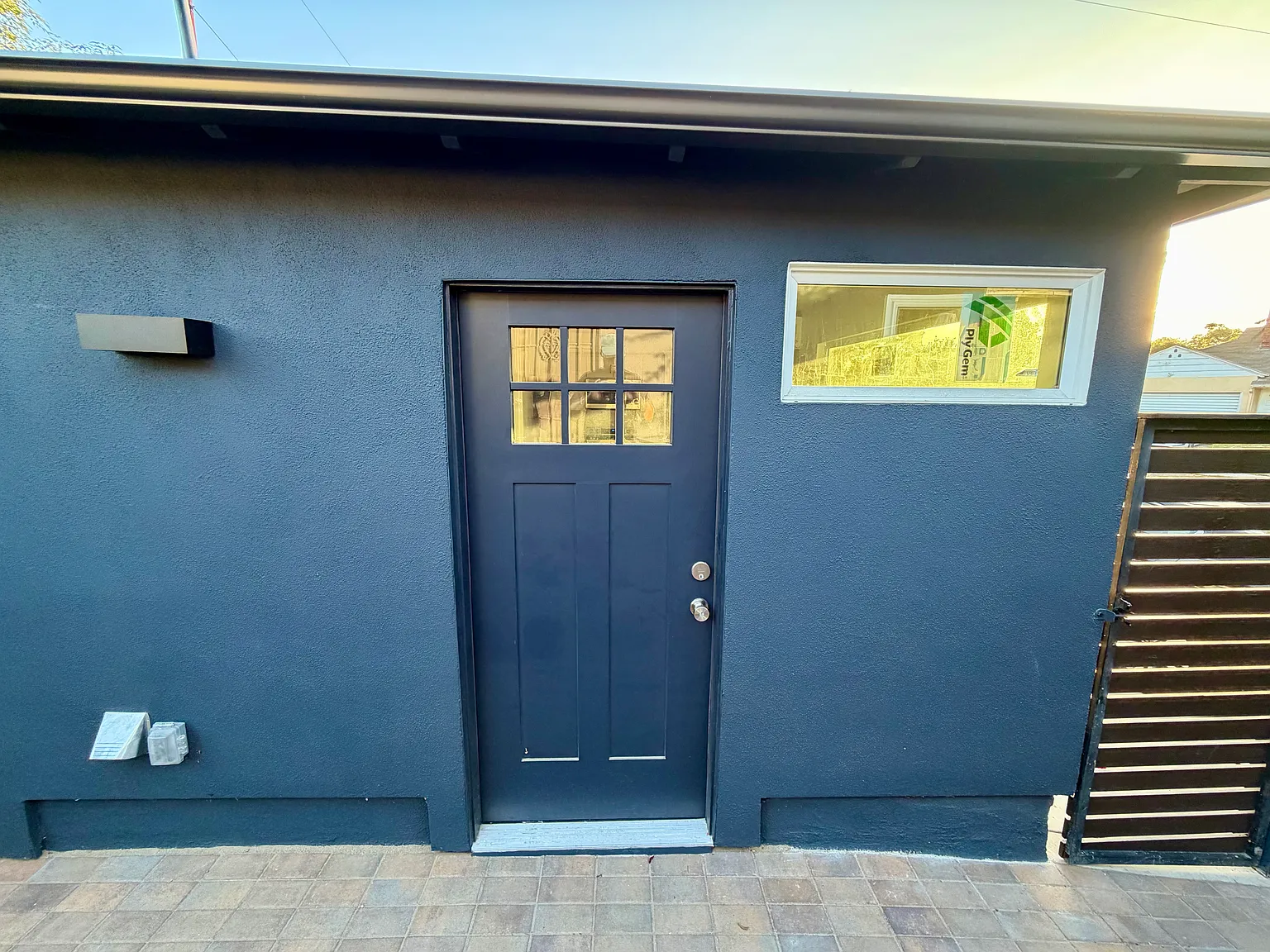 1 bed, 490 sqft, $2,400 — Photo 2