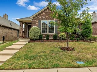 521 Big Horn Rd, Crossroads, TX 76227