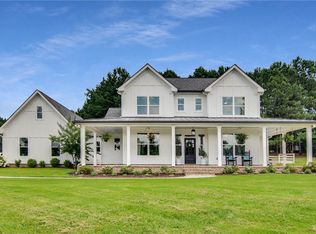 2349 Smith Dr, Loganville, GA 30052