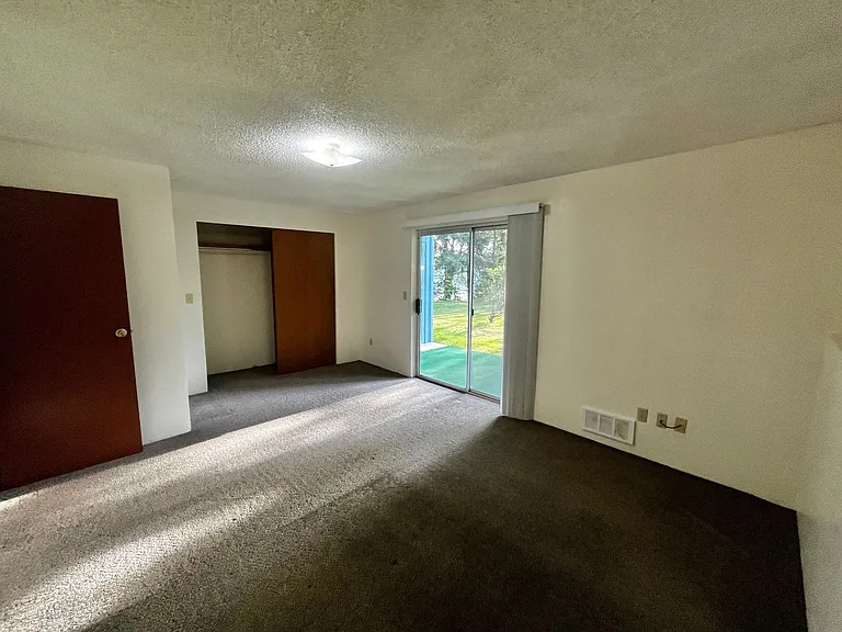 1110 Shorewood Drive — Photo 29