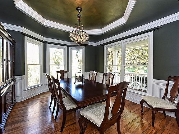 5th image of 5811 Silver Creek Dr