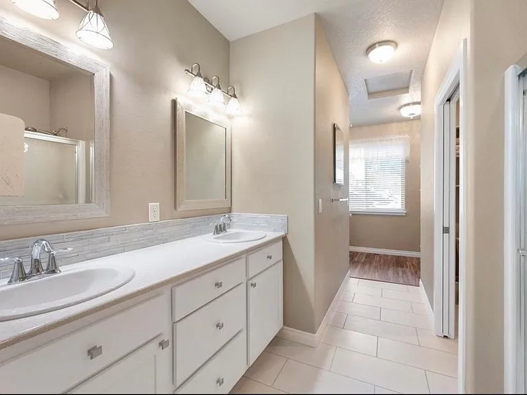 4819 N Emerald Ln — Photo 22