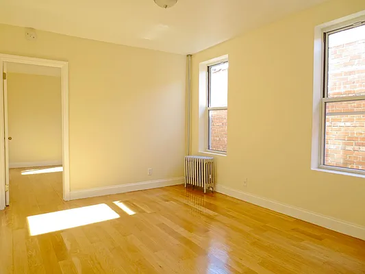 Rented by Compass | media 10