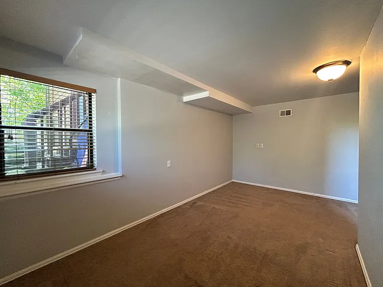 1031 Portland Pl #7 — Photo 23