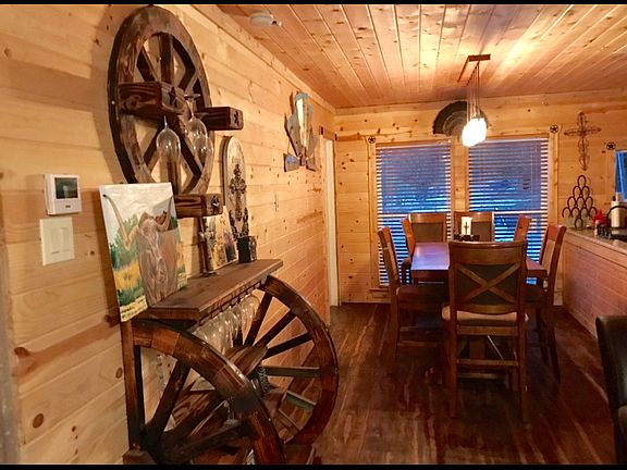 3rd image of 2507 County Road 304