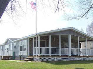 5672 Hubert Rd, Hubbard Lake, MI 49747