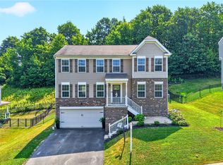 259 Foxwood Rd, Coraopolis, PA 15108