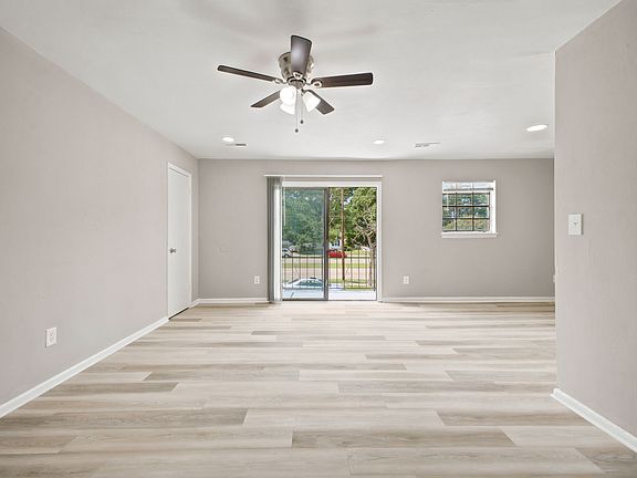 5th image of 1462 Gabriel Dr #74