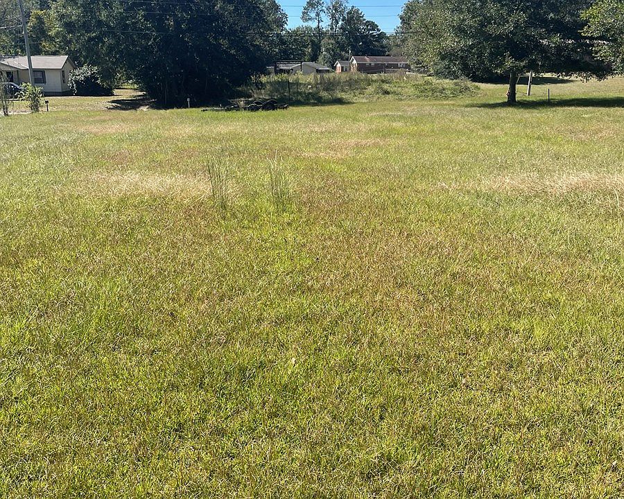 2nd image of 0 S Hawkins Ave