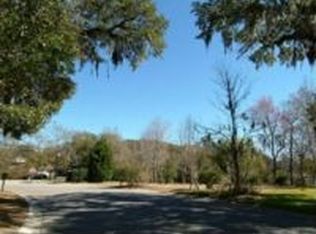 1701 Wellford St, Mount Pleasant, SC 29464