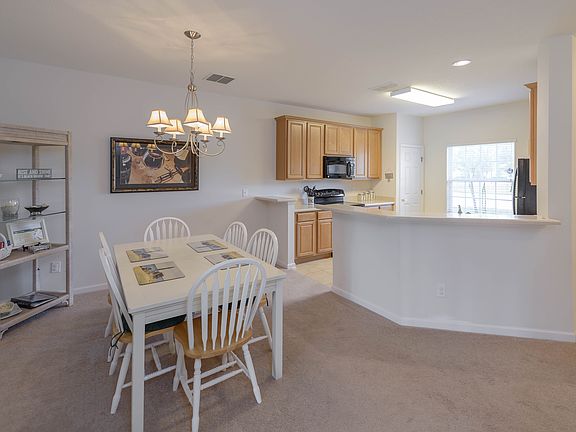 2nd image of 462 Wooded Crossing Cir
