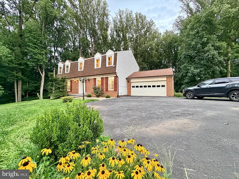 805 Balls Hill Rd