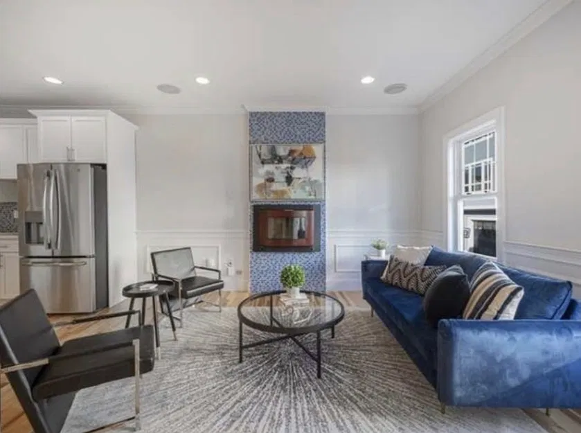 2 bed, 1090 sqft, $3,900 — Photo 4