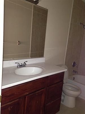 3rd image of 4288 NW 19th Ct APT 4