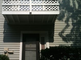864 Cambridge Pl, Wheeling, IL 60090